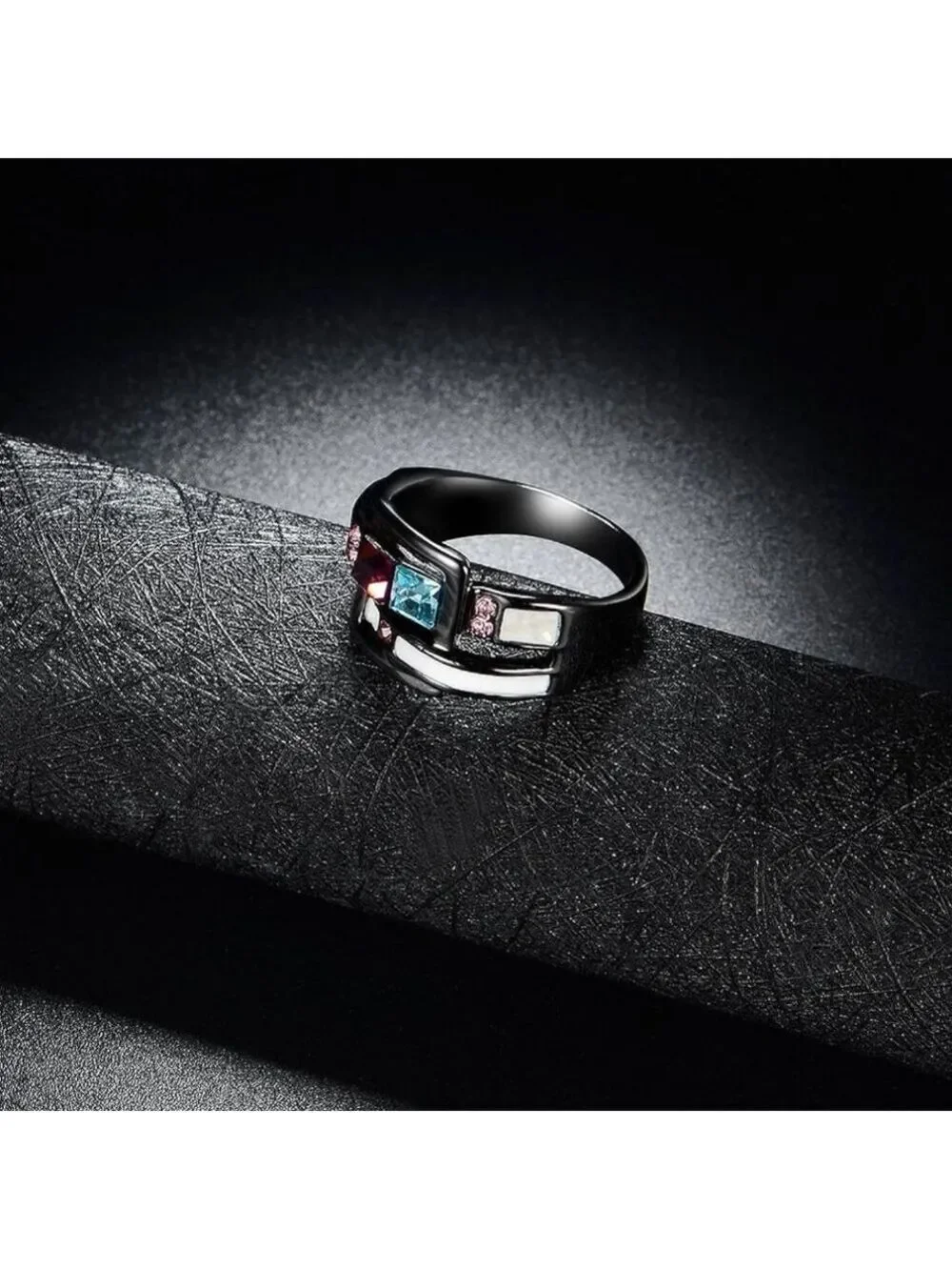 Fashion Enamel and Crystals Ring